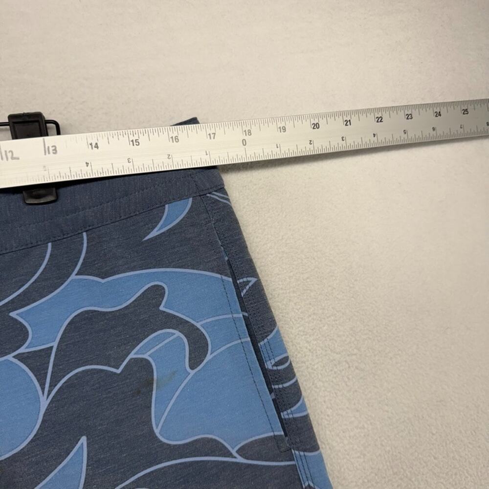 Fair Harbor Board Shorts Mens 32 Blue Geometric Wave Linerless Pockets Surf 8 in - Picture 3 of 9